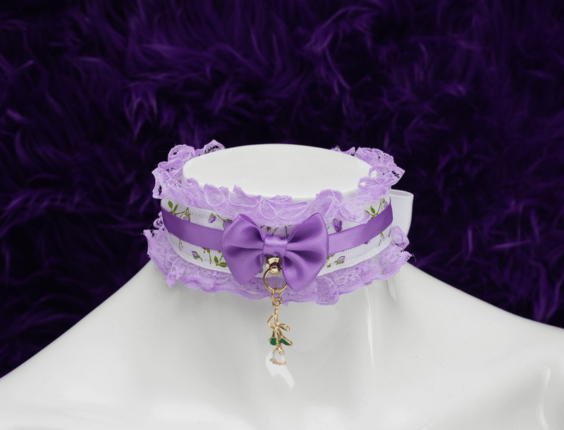 Purple Rose Collar