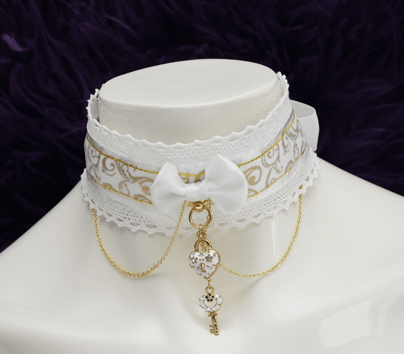 The Gilded Cage Blanc Collar