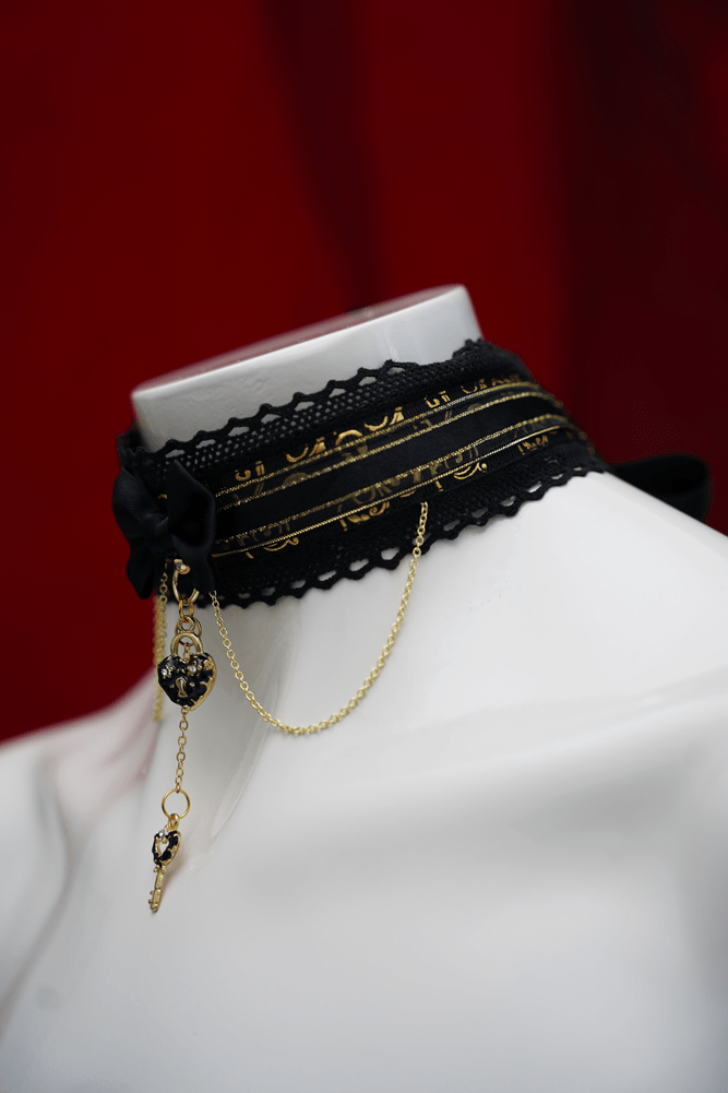 The Gilded Cage Noire Collar