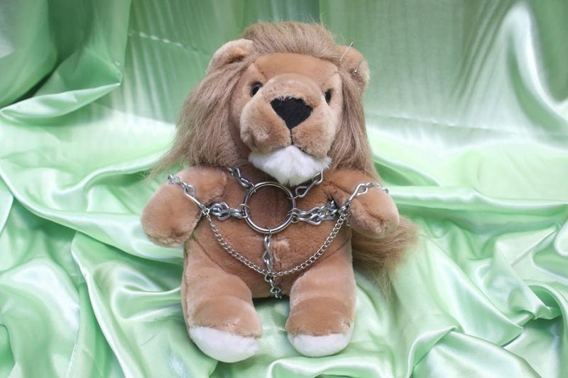 Fabio the Fabulous Lion